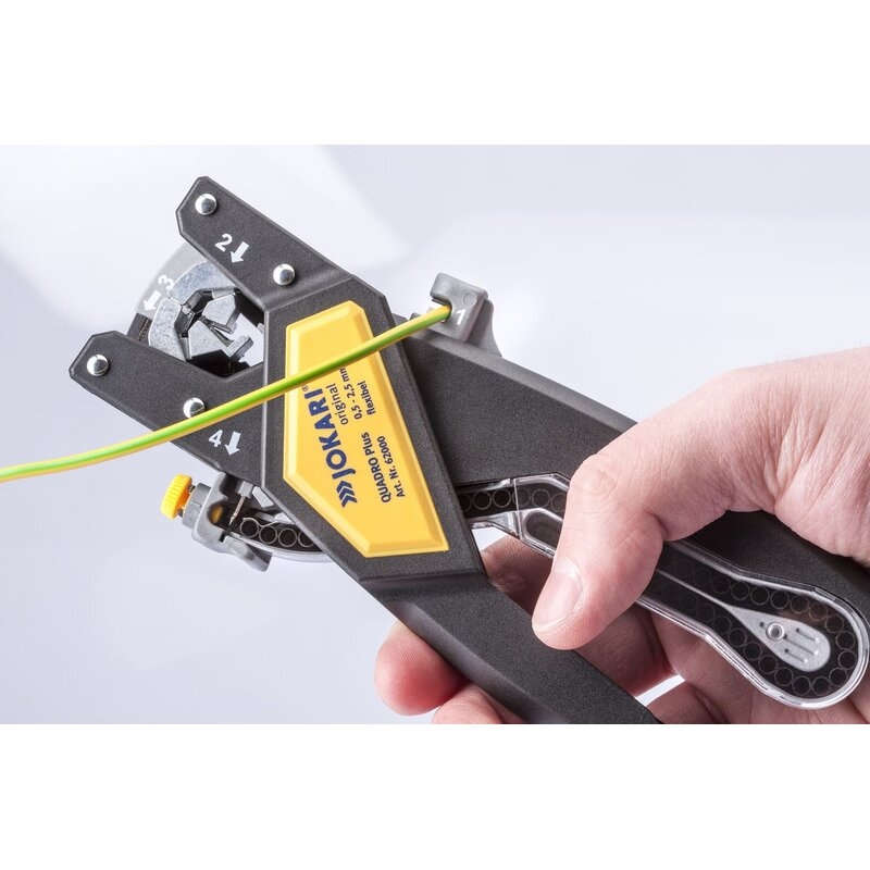 Herramienta de corte, pelado, torsión y crimpación de cables QUADRO Plus Jokari