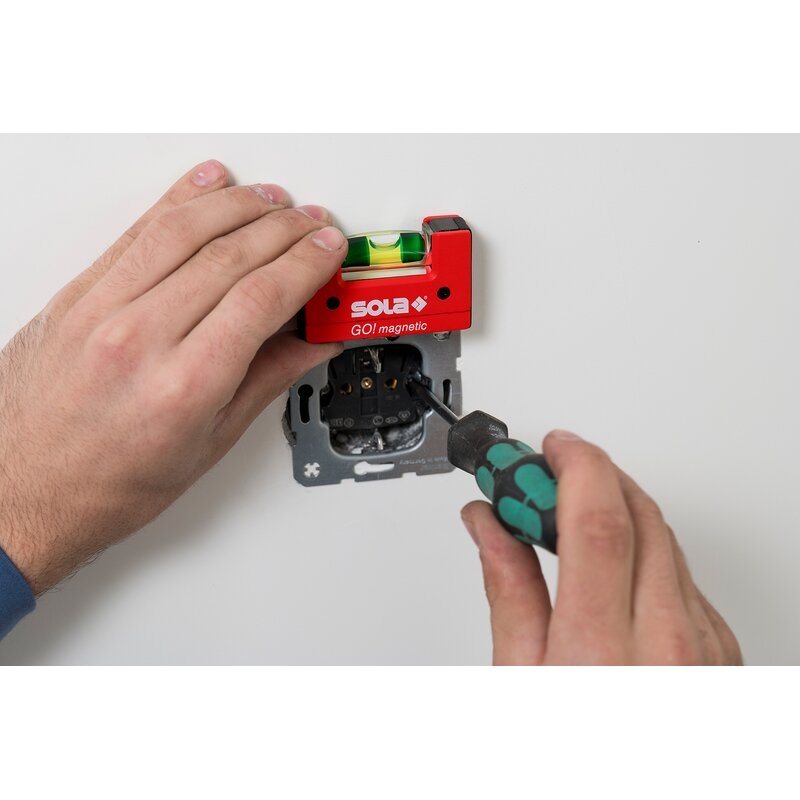 Nivel de burbuja compacto GO! Magnetic CLIP Sola