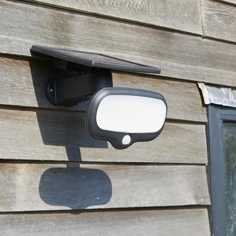 Luminaria Solar Montevideo con detector de presencia Luxform